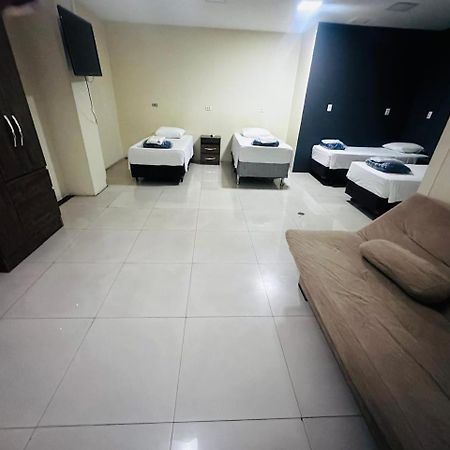 גווארולוס Hotel St. Daniel מראה חיצוני תמונה